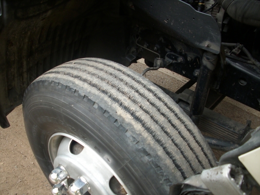 ิขายหกล้อ HINO MEGA 150 เเรง ปี 48 ยาว 5.50