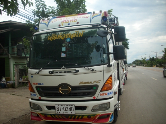 ิขายหกล้อ HINO MEGA 150 เเรง ปี 48 ยาว 5.50