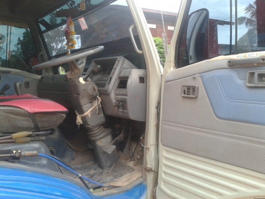 ขาย 6 ล้อดั้ม ซุปเปอร์เสี่ย รถห้างแท้ๆ HINO 120 (FC2W)(WO4D) กระจกไฟฟ้า แอร์เย็น ดั้ม6 ตันยิงหน้า รถบ้านแท้ๆ. สวย พร้อมโอน พร้อมใช้งาน...... ขาย 6 ล้อดั้ม ซุปเปอร์เสี่ย รถห้างแท้ๆ HINO 120 (FC2W)(WO4D) กระจกไฟฟ้า แอร์เย็น ดั้ม6 ตันยิงหน้า รถบ้านแท้ๆ. สวย พร้อมโอน พร้อมใช้งาน......