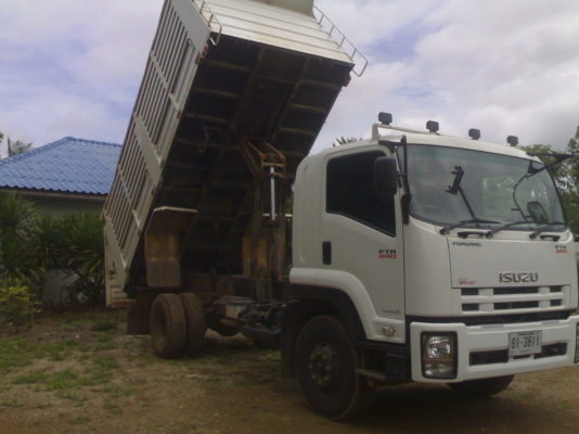 ขาย6ล้อหัวตึก240แรงดั๊มรถห้างออกป้ายแดงปี54วิ่ง6หมื่นกิโล