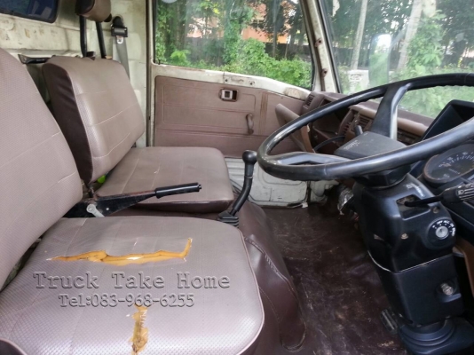 Hino รถบรรทุก 6 ล้อ Hino รถบรรทุก 6 ล้อ