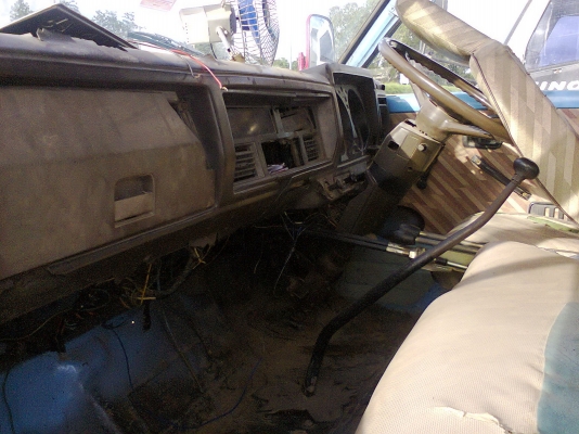 ขายหกล้อดั้มพ์KS22ดั้มพ์ต่อใหม่ เฟืองท้ายใหญ่ พร้อมใช้ ขายหกล้อดั้มพ์KS22ดั้มพ์ต่อใหม่ เฟืองท้ายใหญ่ พร้อมใช้