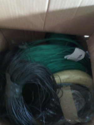 กิโลกรัมละ 195 บาท สายไฟใหม่นำเข้าจากเยรมัน หลากหลายเป็นแบบสายทองแดงอ่อน มีตั้งแต่เล็กไปจนถึงใหญ่ๆ