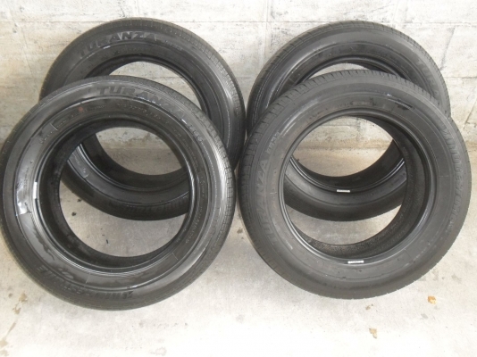 ยาง BRIDGESTONE 215/60R16 ปี11 สวยๆ4 เส้น ราคา 2200 บาท