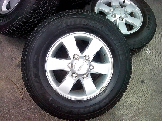 ขาย max isuzu ขอบ 16 พร้อมยาง 6500