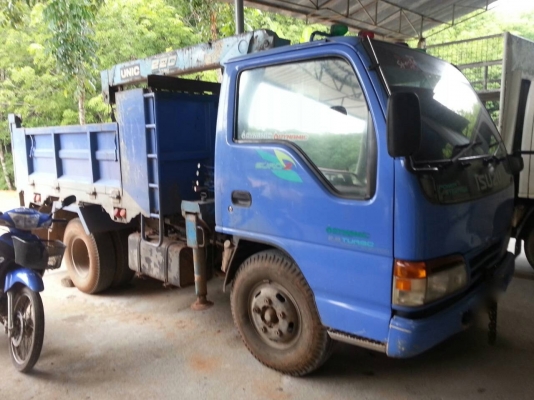 รถอีซูซุ 6 ล้อ 130 แรงม้า  ติดเครน UNIC  2.5 ตัน  สนใจติดต่อ 081 - 6079515