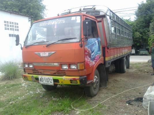 ขายฮีโน่ยาว  5.50 แท้ห้างใช้งานน้อยส่วนบุคคลป้ายดำสภาพดีพ.เพาเวอร์มีแอร์เทปcdครบหัวบางไม่ผุครัชซีสวยเครื่องดีหลังคาสแตนเลส