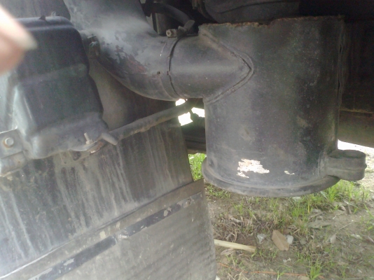 ขายฮีโน่ยาว  5.50 แท้ห้างใช้งานน้อยส่วนบุคคลป้ายดำสภาพดีพ.เพาเวอร์มีแอร์เทปcdครบหัวบางไม่ผุครัชซีสวยเครื่องดีหลังคาสแตนเลส