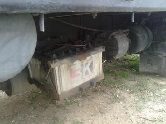 ขายฮีโน่ยาว  5.50 แท้ห้างใช้งานน้อยส่วนบุคคลป้ายดำสภาพดีพ.เพาเวอร์มีแอร์เทปcdครบหัวบางไม่ผุครัชซีสวยเครื่องดีหลังคาสแตนเลส