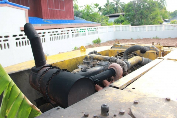 Kobelco sk-200 mark3  เครื่องเดิม ปั้มเดิม ไฟฟ้าตัด มีเล่มทะเบียน