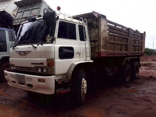 รถฮีโน่ 10 ล้อดั้ม FL18  เปลื่ยนเครื่อง 220 แรงม้า  สนใจติดต่อ 081 - 6079515