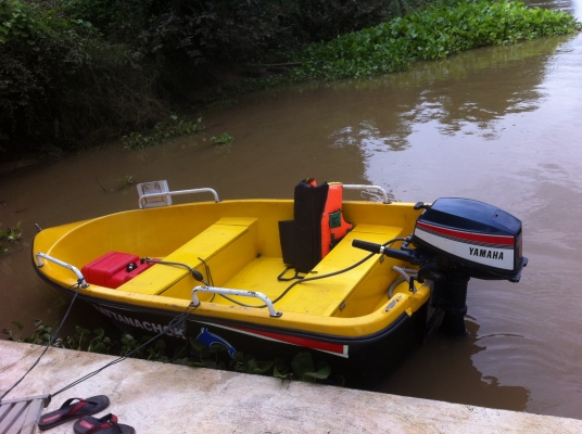 ขายหรือแลก เครื่องเรือ 8 แรง yamaha