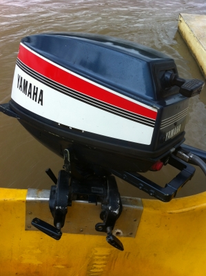 ขายหรือแลก เครื่องเรือ 8 แรง yamaha