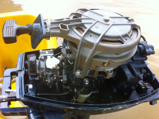 ขายหรือแลก เครื่องเรือ 8 แรง yamaha