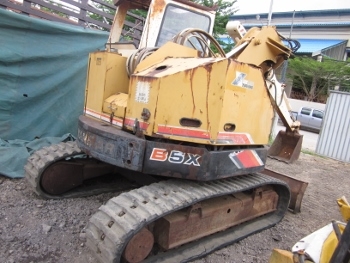 ขาย-รถขุด YANMAR : B5X เทียบเท่า PC 55 สภาพพร้อมใช้งาน เครื่องดีเซล 4 สูบ แทรคยาง มือสองเก่าญี่ปุ่น