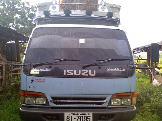 ISUZU NPR ปี 40 ฝาขาว ยาว 5เมตร เครื่อง 120 รถห้างแท้เดิม