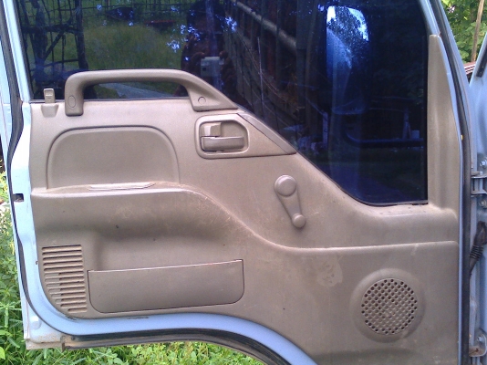 ISUZU NPR ปี 40 ฝาขาว ยาว 5เมตร เครื่อง 120 รถห้างแท้เดิม