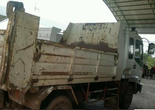 ***ขายแล้วครับขอบคุณ Truck2hand ขายบักก้า 6ล้อดั๊มดิน ราคาเบ๊าเบา ISUZU DECA FRR 210 HP 6HH1 แห่งดี แหน่น คัสซีงามบ่มีผุบ่มีดาม กระบะดั๊มเหล็ก3.60สภาพดี ข้างดีพื้นงาม หัวบางเดิม งามภายในดีคอนโซลครบแอร์ พ.พาวเวอร์ ทริฟฟี่ ครบ ยาง8.25ดี6เส้น พร้อมใช้งาน ซื้