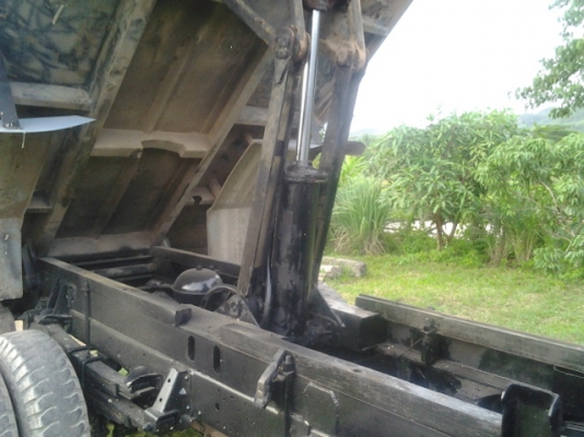 ISUZU NPR ปี 38 เครื่อง 120 ดั๊ม รถห้างแท้ ISUZU NPR ปี 38 เครื่อง 120 ดั๊ม รถห้างแท้