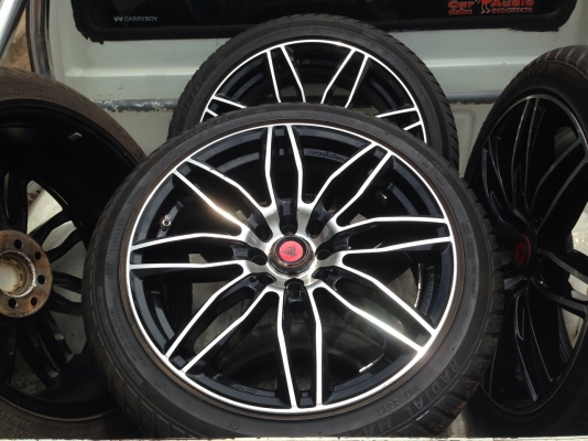 ขายล้อแม็ก17"พร้อมยาง2012