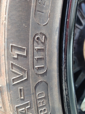 ขายล้อแม็ก17"พร้อมยาง2012 ขายล้อแม็ก17"พร้อมยาง2012