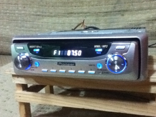 ขาย CD  Pioneer รุ่น DEH-P9650MP (24 bit) สภาพเรียกว่านางฟ้าเลยครับ ขายกันถูกๆ 3400