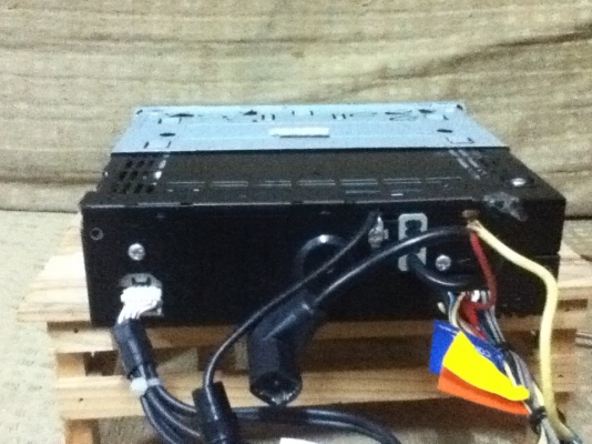 ขาย CD  Pioneer รุ่น DEH-P9650MP (24 bit) สภาพเรียกว่านางฟ้าเลยครับ ขายกันถูกๆ 3400