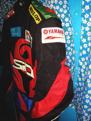 ขายชุดขับมอไซค์เต็มตัวราคาเบาๆ