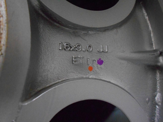 ขายล้อแม็ก Lenso ลายหยดน้ำ ขอบ 16X9"Off 0 พร้อมยาง Yokohama 265/70/16 ปี 13/เทิร์นได้-ใส่ฟรีค่ะ