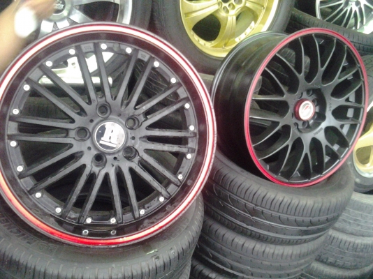 ล้อ 17    5 รู ชุดละ 9000 มี 3 ชุด แถวล่าง