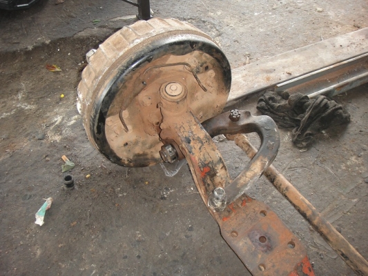 ขายแล้ว Truck2Hand ครับ ขายคานหน้า 5 น๊อต ถอดออกจากอีซูสุ NPR