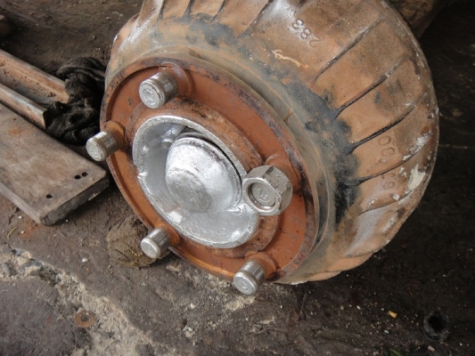 ขายแล้ว Truck2Hand ครับ ขายคานหน้า 5 น๊อต ถอดออกจากอีซูสุ NPR