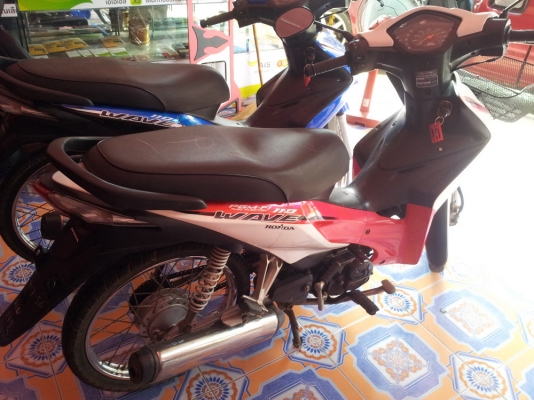 เวป110 สีน้ำเงินปี2010  สีชมภูขาวปี2011 เดิมๆมือเดียวป้ายแดงทั้ง2คัน ขายเหมา41000เลยคับ