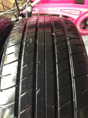 ขายยาง DUNLOP SP230 185-55-15 ปี10 1ชุด 2,400 บาท ขายยาง DUNLOP SP230 185-55-15 ปี10 1ชุด 2,400 บาท