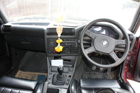 ขาย bmw e30 ปี 1988 ราคาถูก ขาย bmw e30 ปี 1988 ราคาถูก