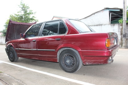 ขาย bmw e30 ปี 1988 ราคาถูก