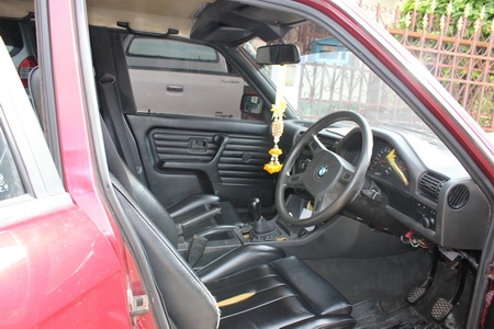 ขาย bmw e30 ปี 1988 ราคาถูก ขาย bmw e30 ปี 1988 ราคาถูก