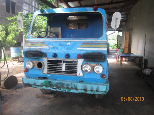 ฝากขายรถอีแต๋น 4 ล้อ 4 สูบ isuzu  74  แรง  5 เกียร์