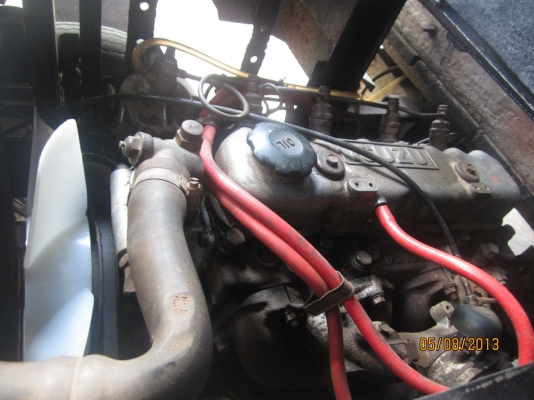 ฝากขายรถอีแต๋น 4 ล้อ 4 สูบ isuzu  74  แรง  5 เกียร์