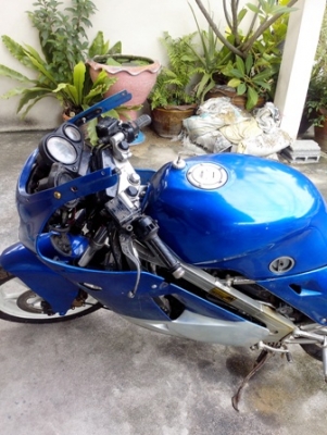 ขาย  vfr 400 ปี88-89  ทะเบียน