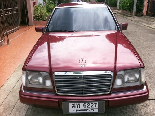 97 MERCEDES-BENZ E-CLASS E220