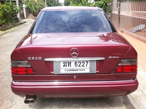 97 MERCEDES-BENZ E-CLASS E220 97 MERCEDES-BENZ E-CLASS E220