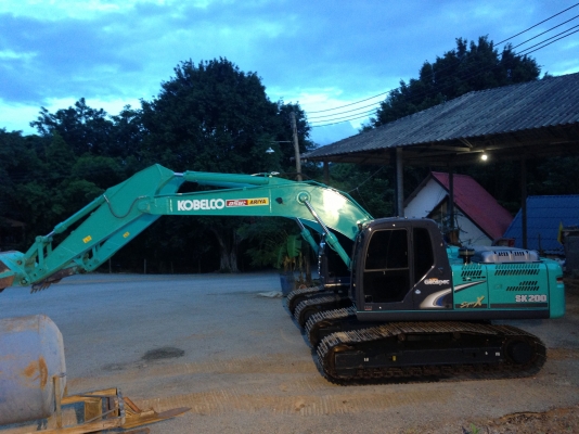รถแบ็คโค KOBELCO MARK8 SUPER X SK200 YN-12