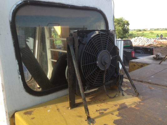 ขาย KOMATSU PC-120-1