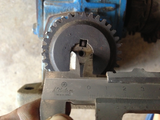 ขายเกียร์ทดรอบ SKK อัตราทด 1:20 สภาพสวย หมุนนิ่ม พร้อมใช้งาน