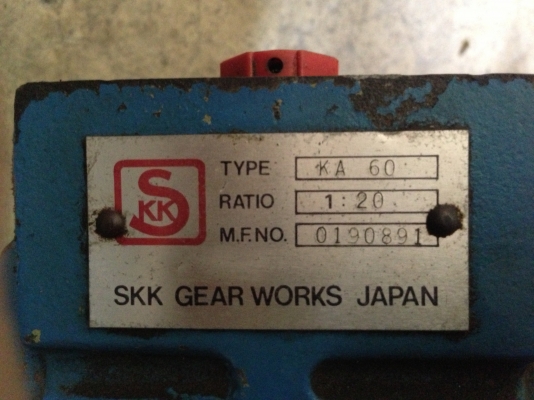 ขายเกียร์ทดรอบ SKK อัตราทด 1:20 สภาพสวย หมุนนิ่ม พร้อมใช้งาน