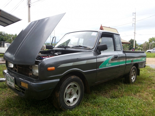 ขายมาสด้าครับ สนใจติดต่อได้ครับมีประกันชั้น  3