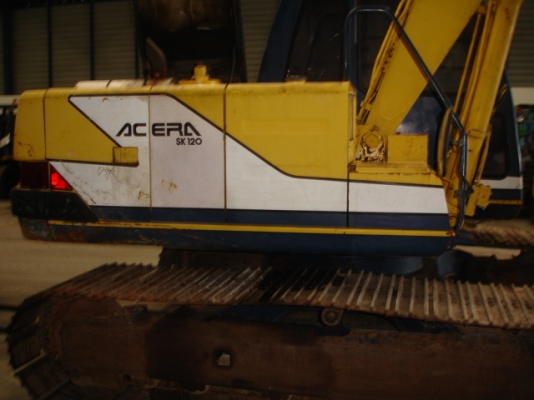 แค่ 1,250,000 เท่านั้นครับ ด่วน Kobelco SK120-1 (มาร์คทรี) นำเข้าจากญี่ปุ่น อาร์มยาวพิเศษ ใบแทร็ค 70 mm