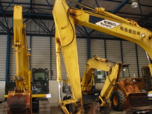 แค่ 1,250,000 เท่านั้นครับ ด่วน Kobelco SK120-1 (มาร์คทรี) นำเข้าจากญี่ปุ่น อาร์มยาวพิเศษ ใบแทร็ค 70 mm