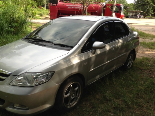 ขาย HONDA CITY ZX ตัว TOP ประกันชั้นหนึ่ง 340000